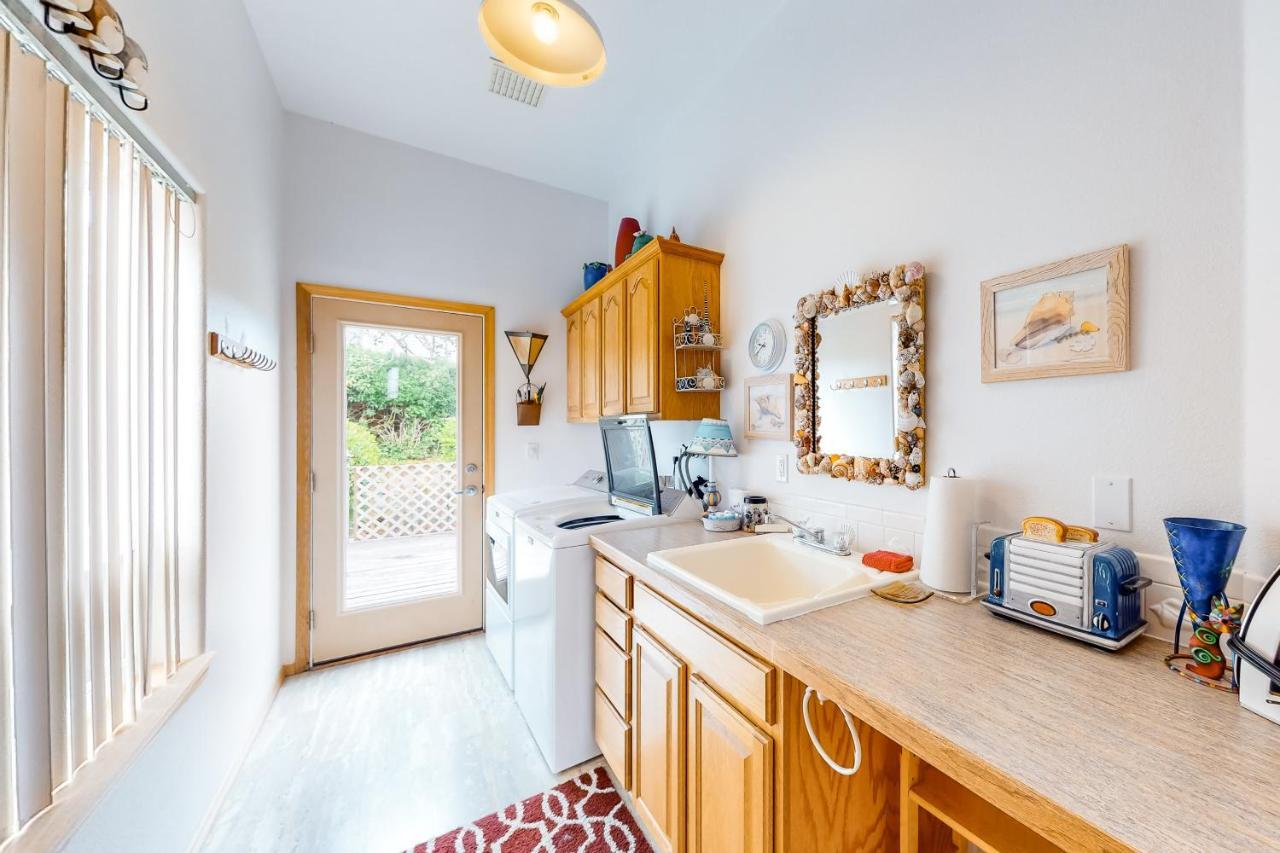 Js Beach House Lincoln City Extérieur photo