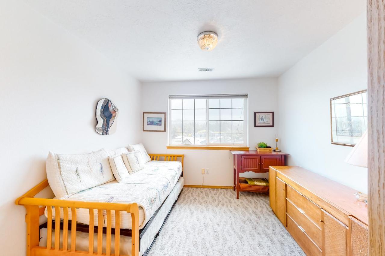 Js Beach House Lincoln City Extérieur photo