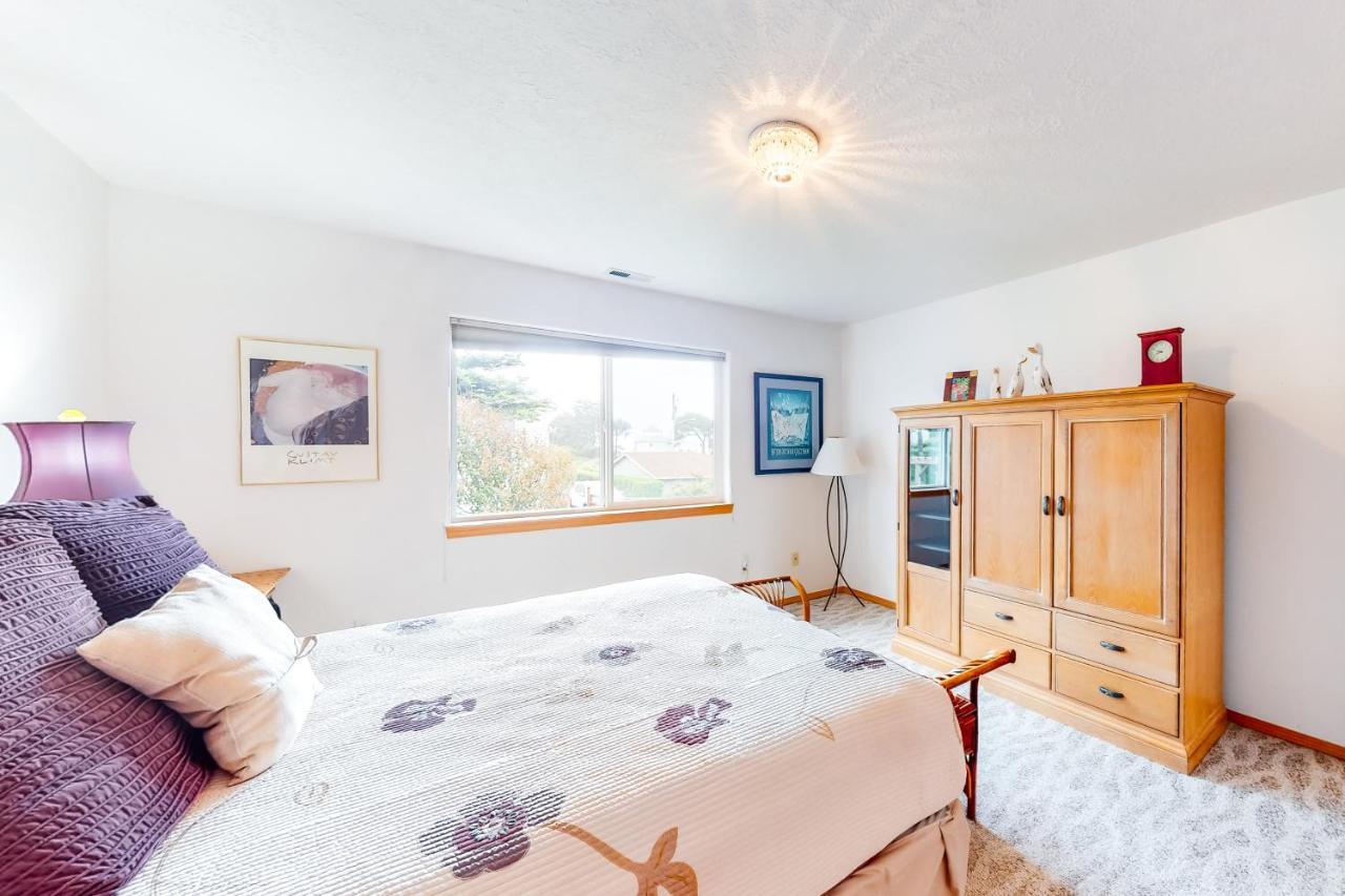 Js Beach House Lincoln City Extérieur photo